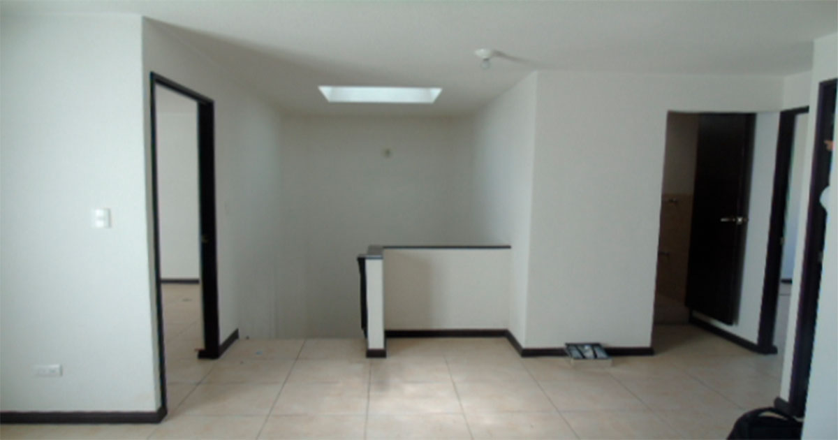 Venta de Casa o Casas, Terrenos, Propiedades, Apartamentos, Inmuebles en Guatemala, zona 11, zona 7, zona 2, zona 18, zona 16, Mixco, Carretera Al Salvador, Fraijanes, Santa Catarina Pinula, Antigua Guatemala, Villa Nueva, Villa Canales, San Miguel Petapa - Venta o Alquiler de Casas En Guatemala